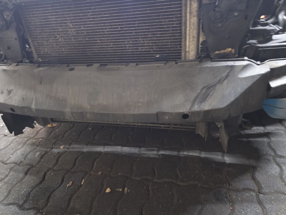 Pas Przedni z Chłodnicami Kpl. Volvo V60 S60 10-13r. 1.6 Turbo