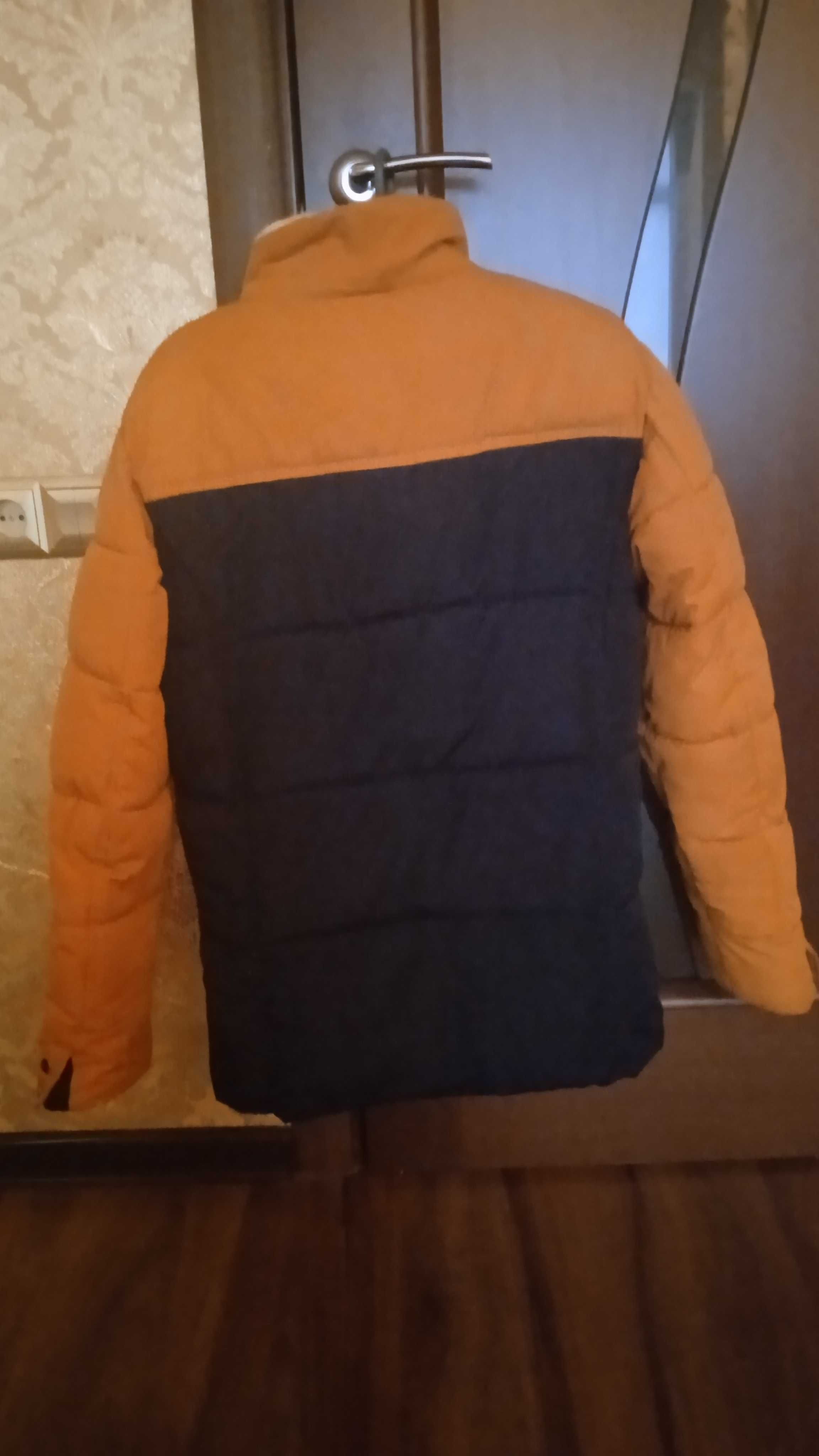 Продам теплую мужскую куртку