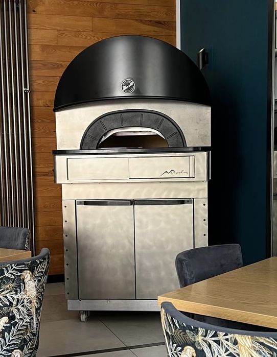 Moretti Forni Neapolis