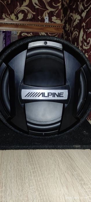 Сабвуфер ALPINE swt12s4 с Усилителем