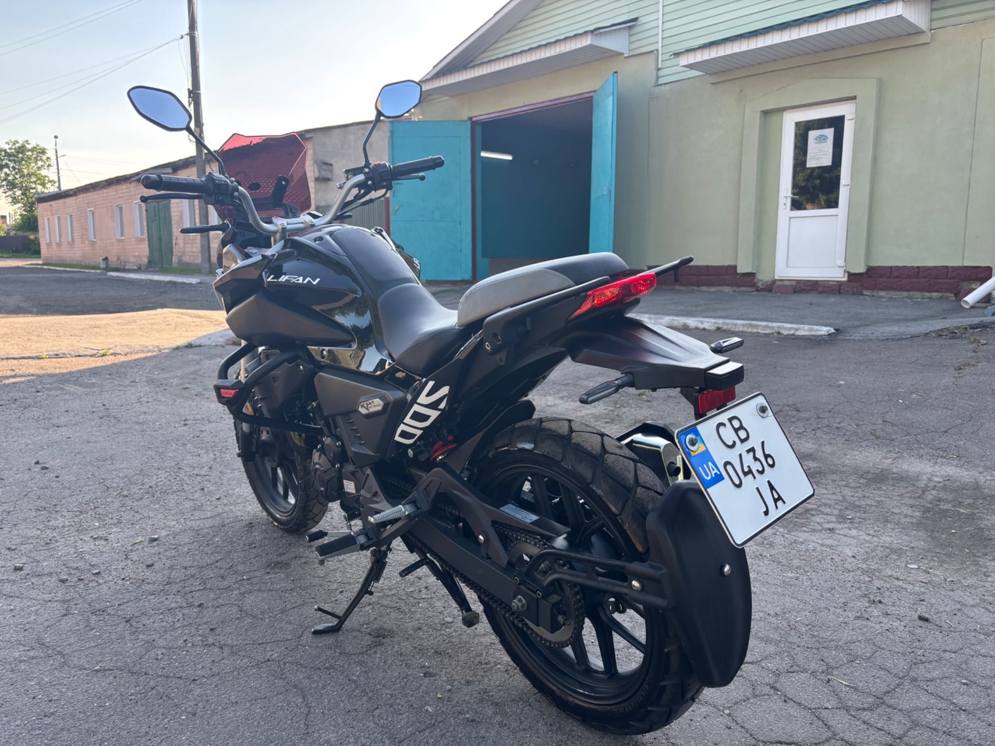 Продам Lifan kpt 200