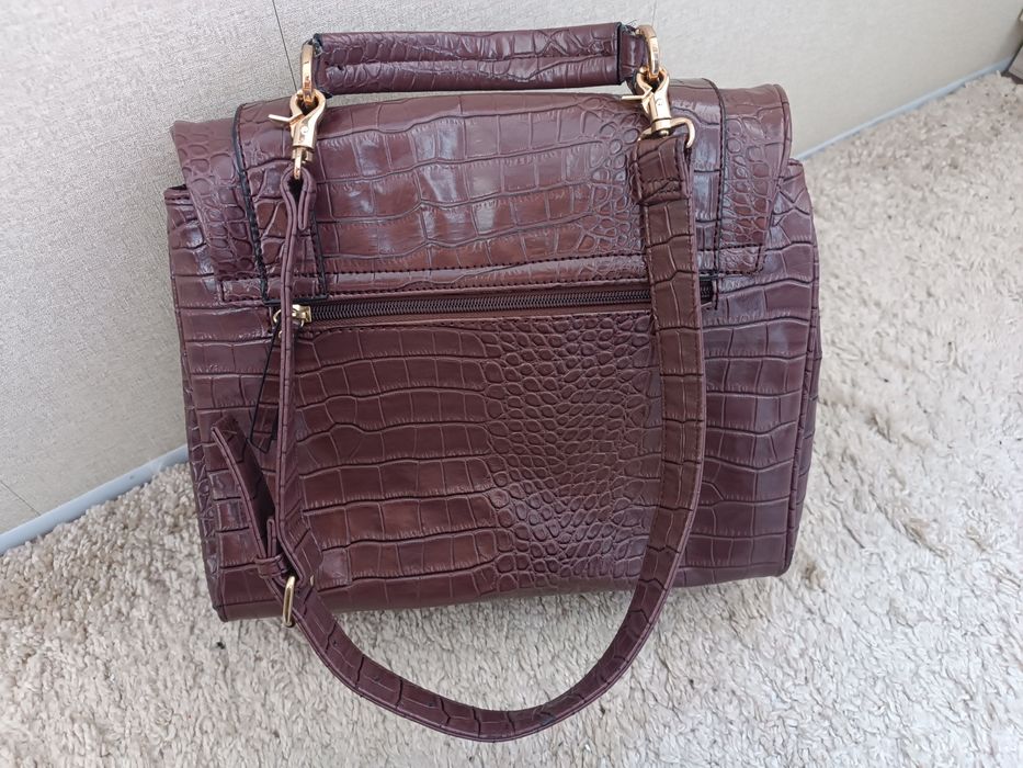 Продам портфель, сумку