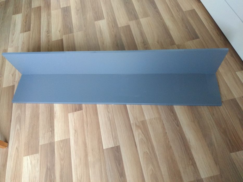 Sprzedam 2 półki ścienne