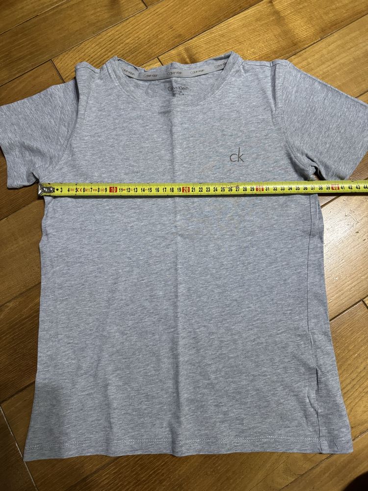 Koszulka podkoszulek CK Calvin Klein- rozmiar 10-12 lat