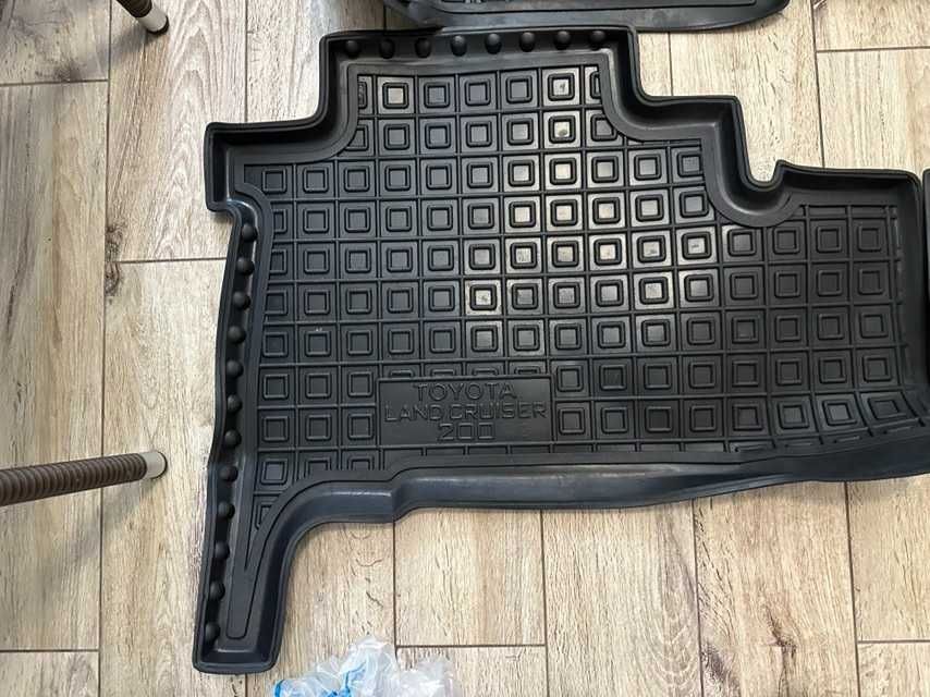 Автомобильные коврики в салон Toyota LC 200, 2016-2021 (Avto-Gumm)