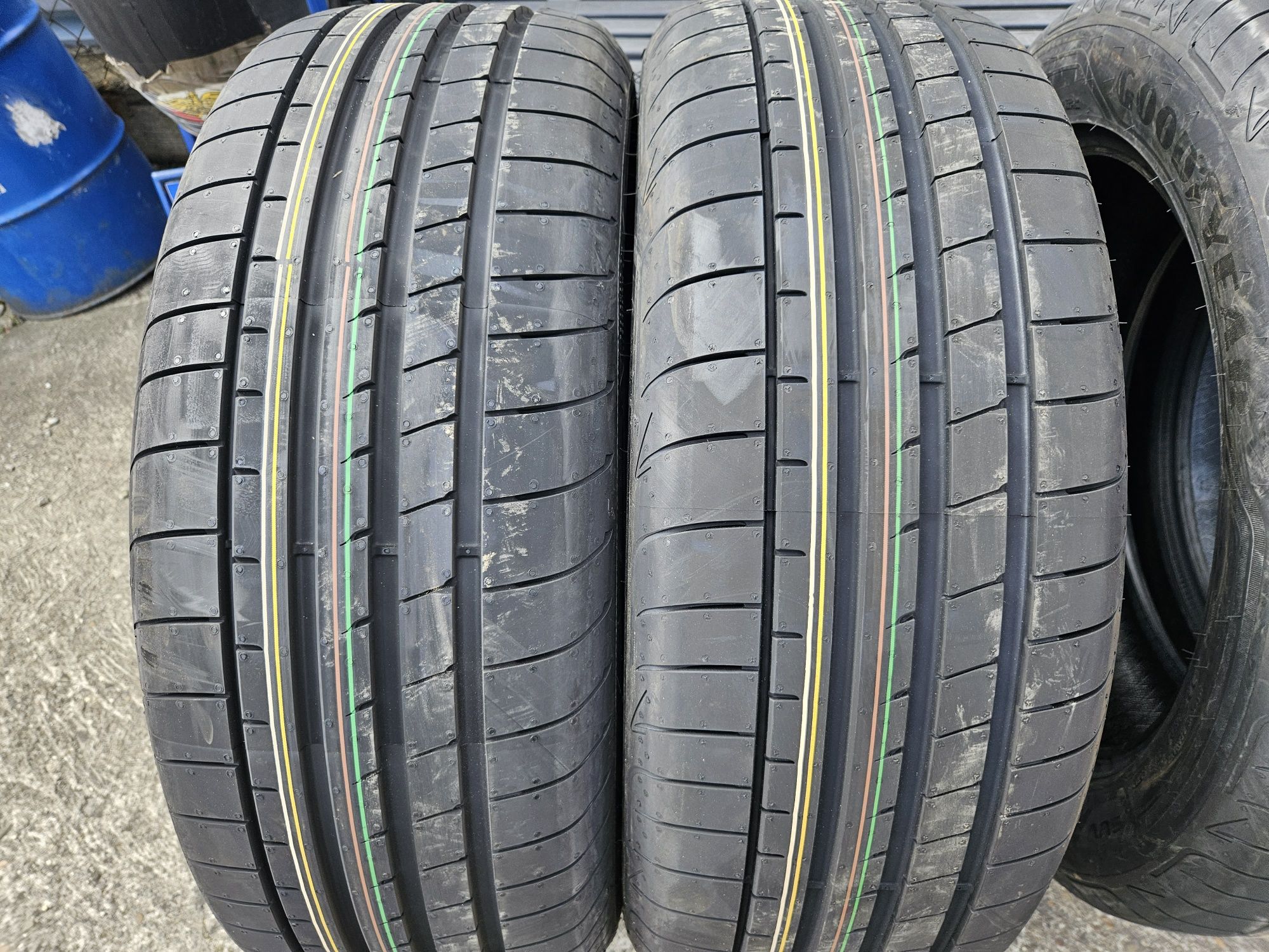 Opony letnie 235/55/19 goodyear jaguar