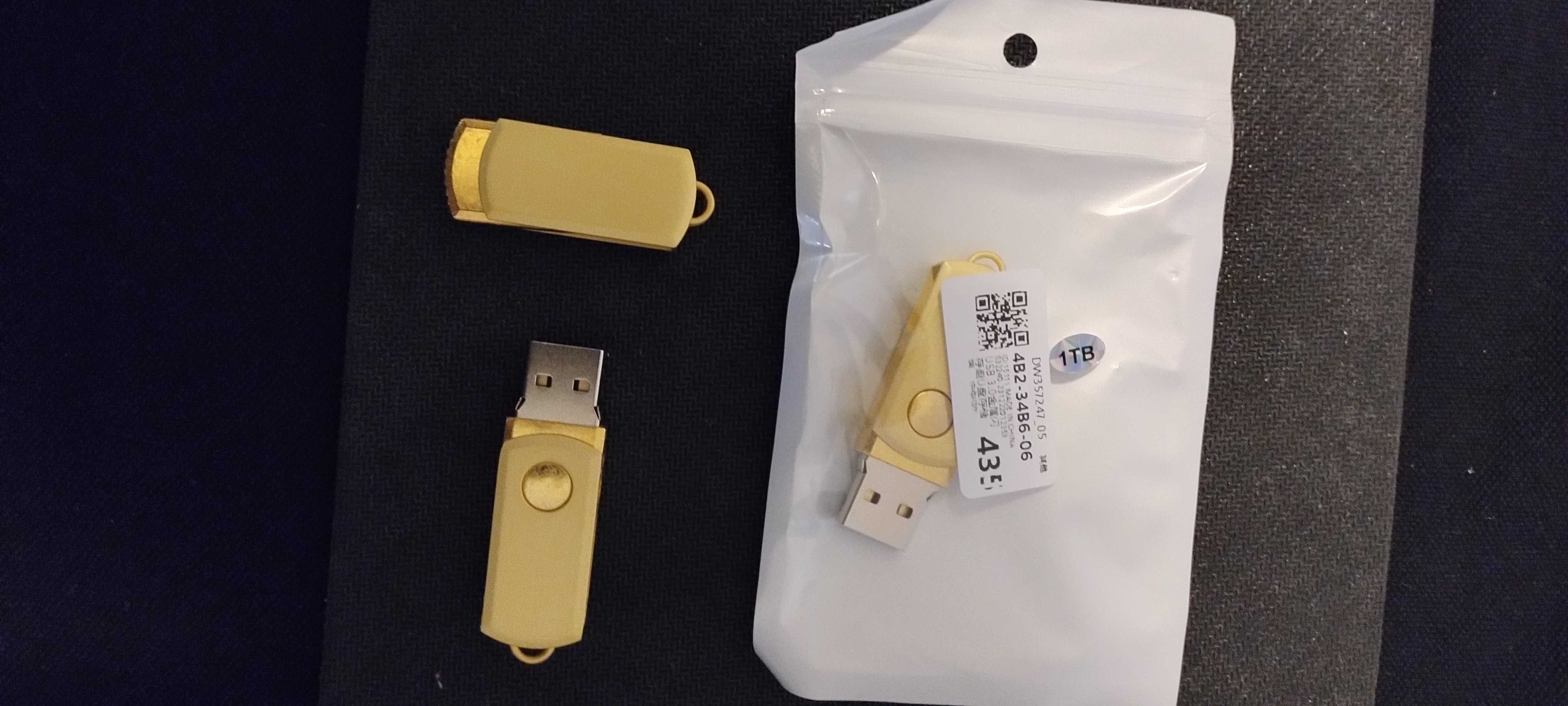 Pamięć przenośna pendrive USB 3.0 pojemność 514 MB