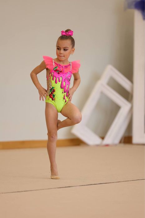 Купальник для художньої гімнастики , автор Віта Лимар