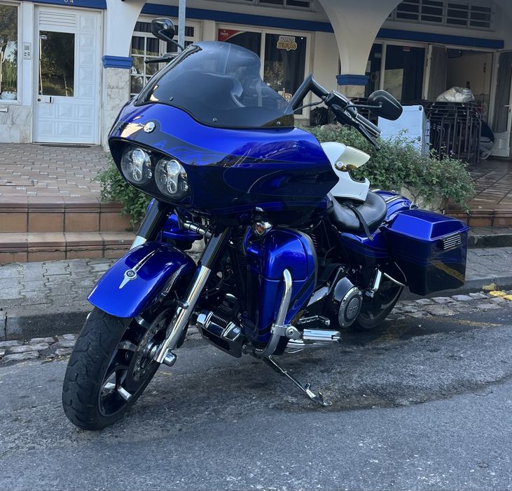 Harley Davidson Road Glide CVO