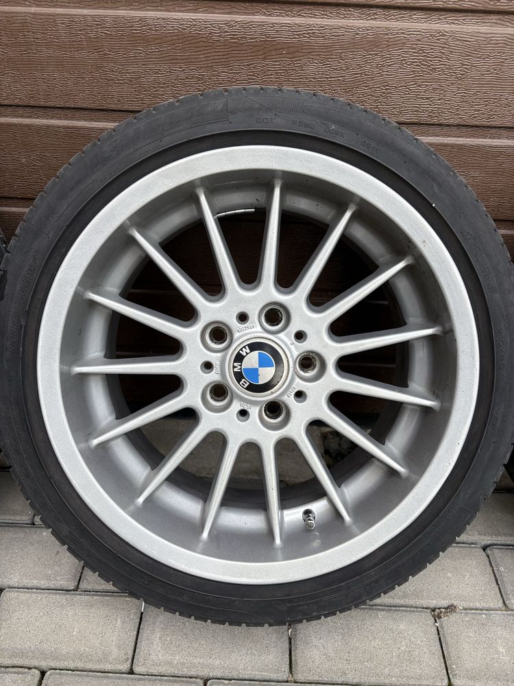 Felgi BMW styling 32 8J 9J duży rant r17 5x120