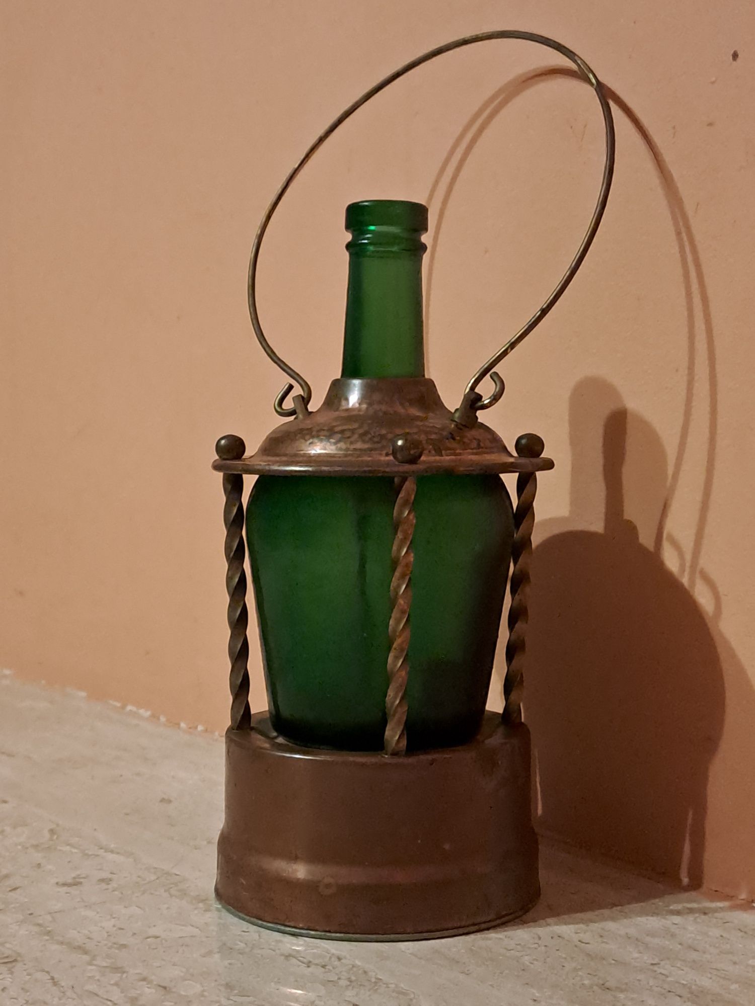 Lampa naftowa / Karafka z pozytywka