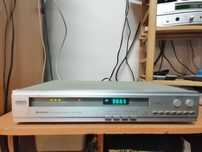 Tuner Hitachi FT-4400 AM/FM Stereo Tuner (1980-81)