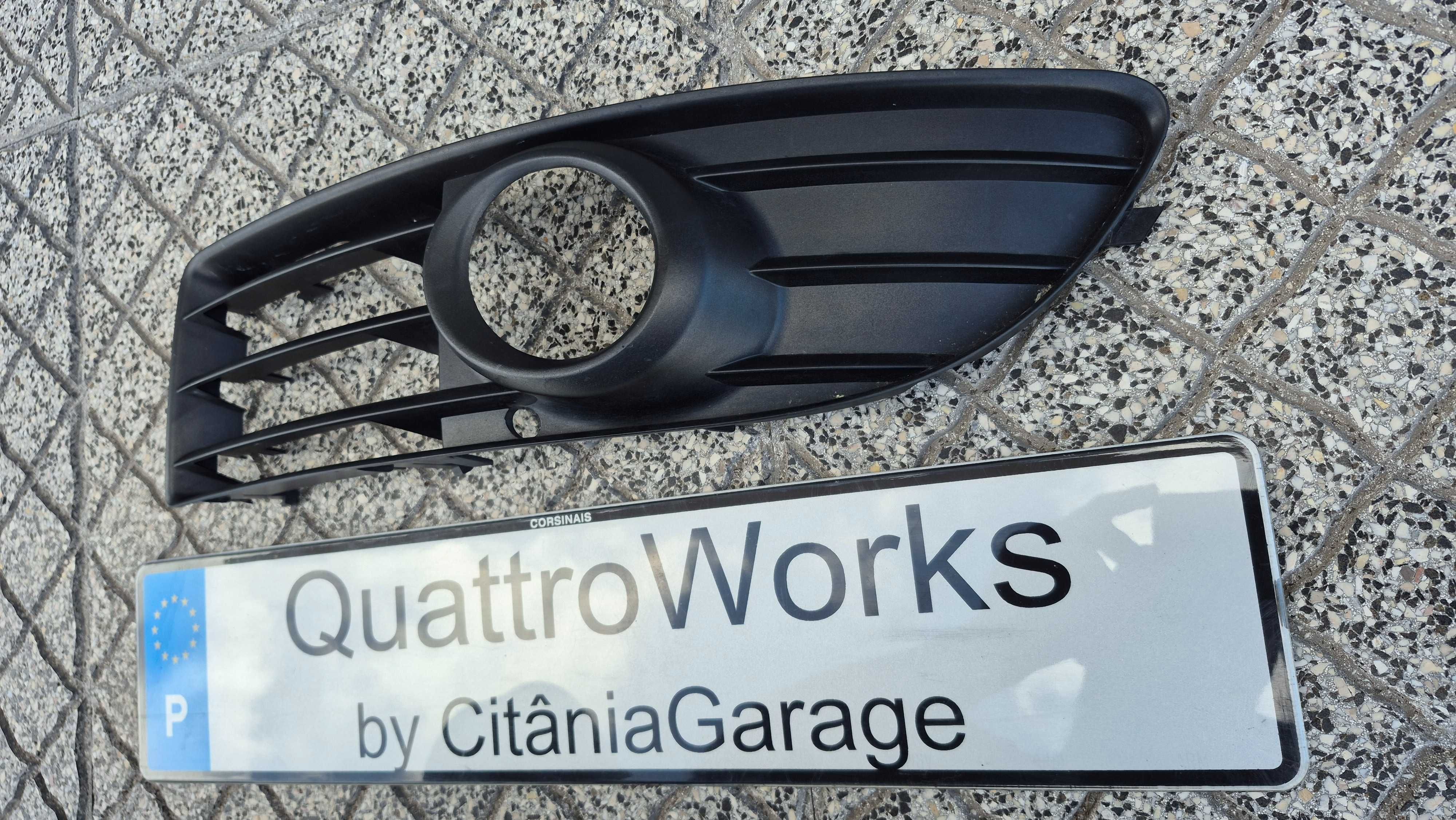 AUDI A4 B6 CABRIOLET (8H)-Grelha inferior para choques ESQ. 8H0807,681