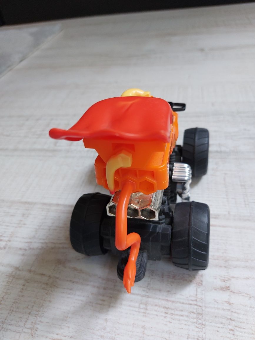 Monster truck Hot Wheels