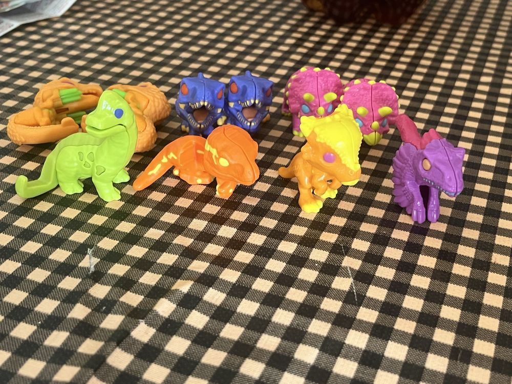 Kinder Joy Jurassic World Funk Pop