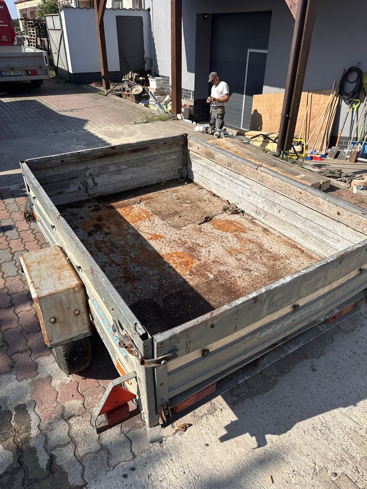Przyczepka 750 kg  bez dowodu