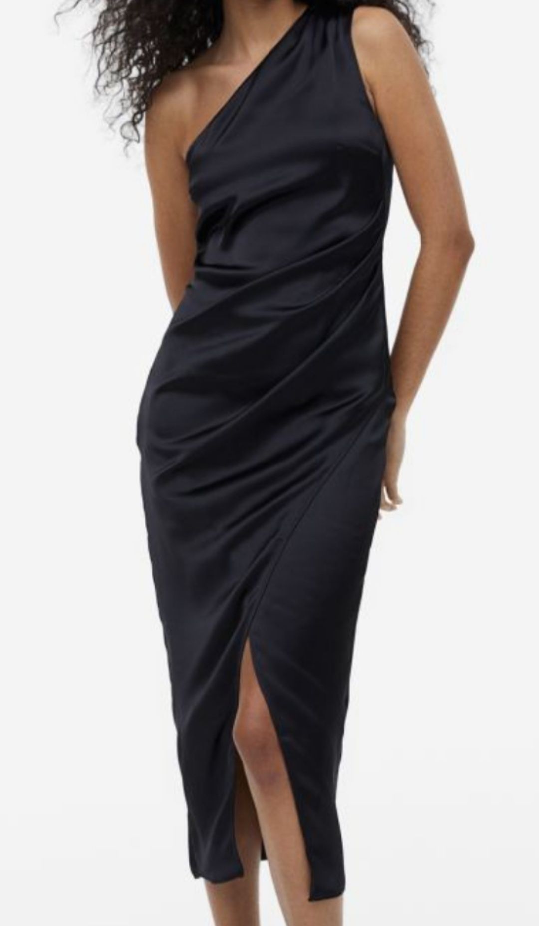 Satynowa czarna sukienka na jedno ramię H&M rozmiar 36