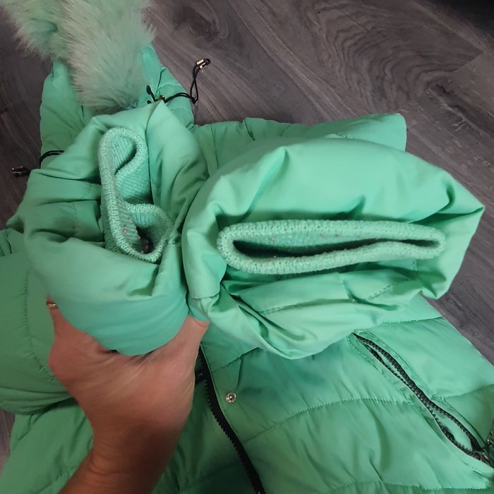 Зимова куртка для дівчинки