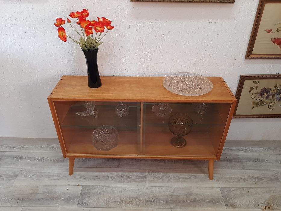 Mała komoda vintage