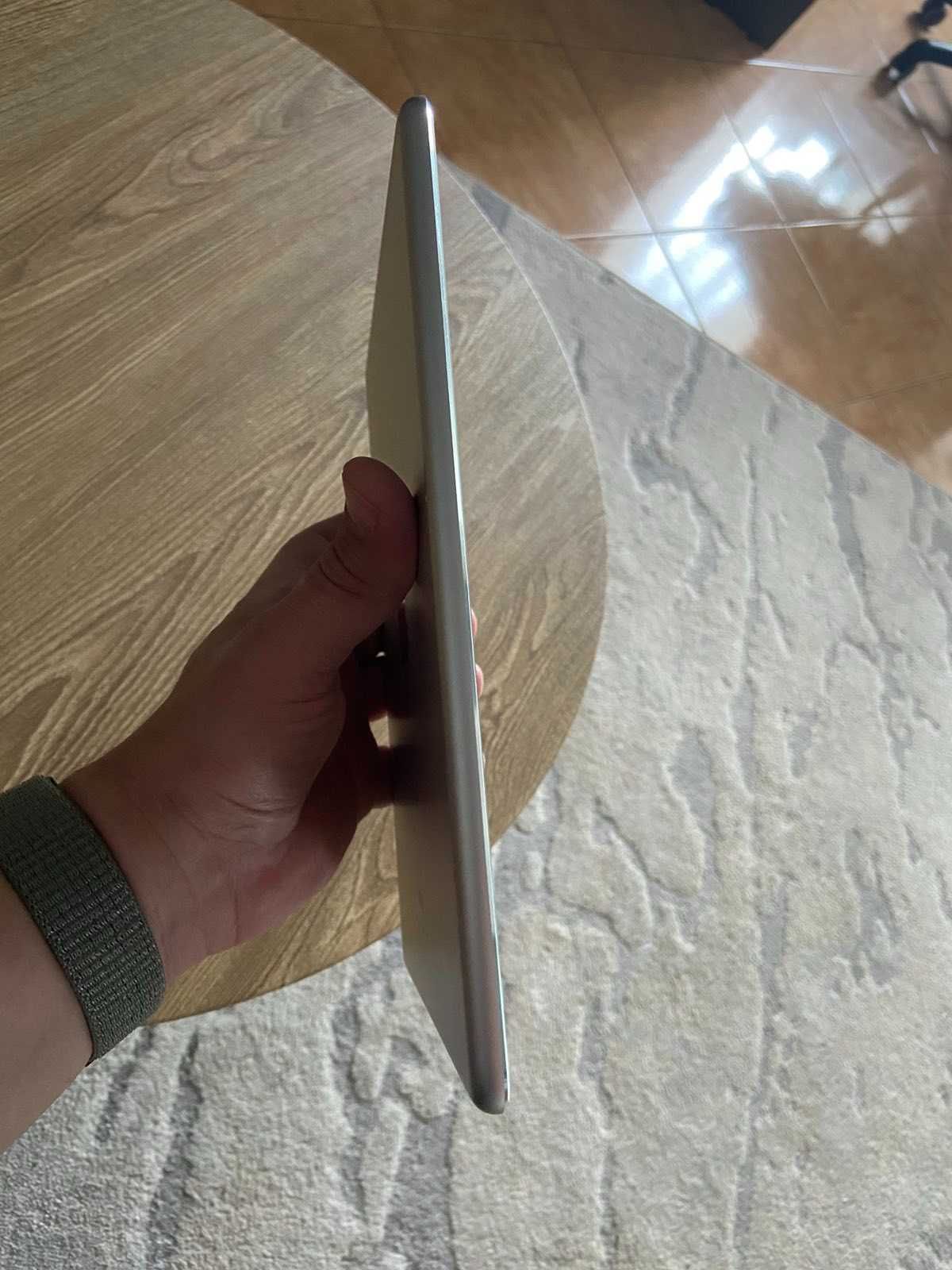 iPad Air 16Gb у відмінному стані