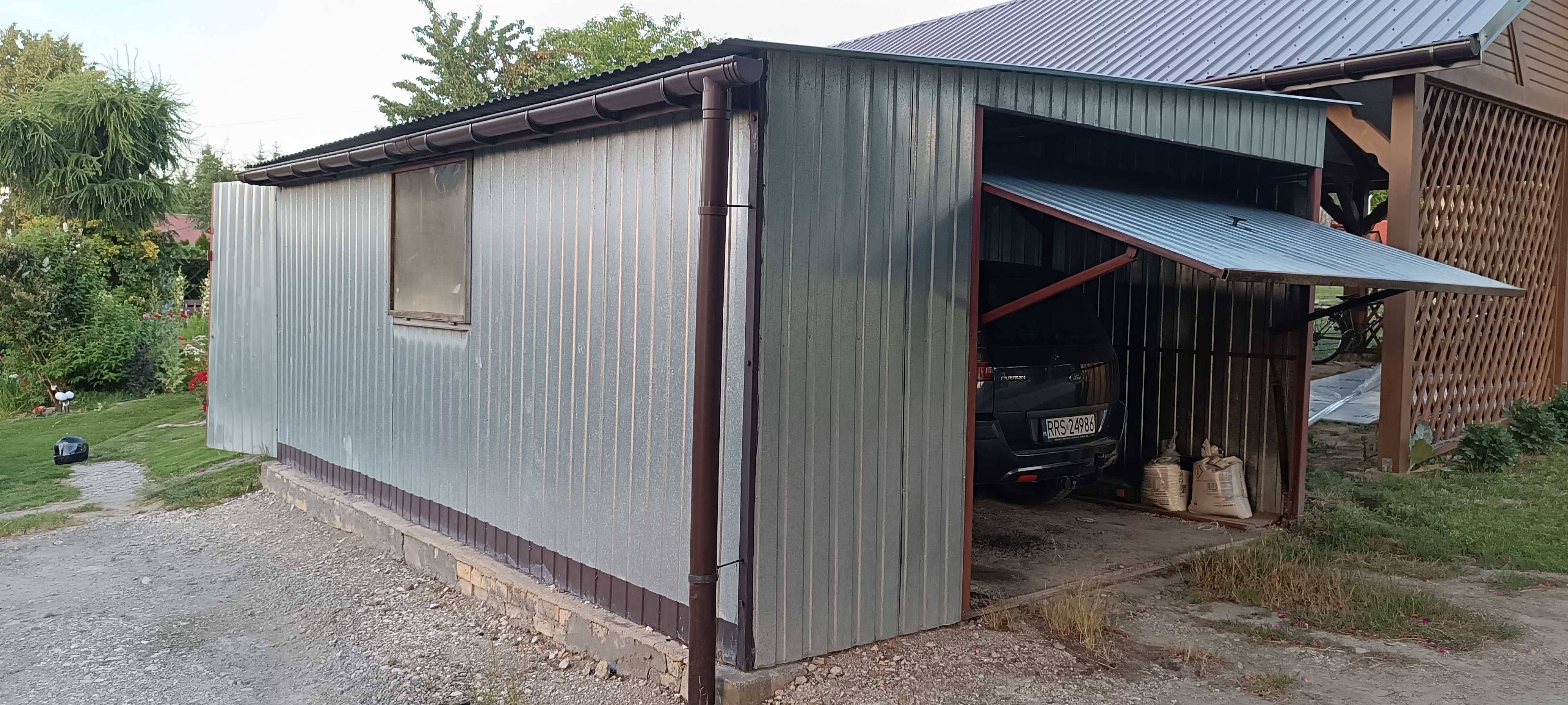 Garaż blaszak 5,5 m x 4 m  ocynk brama uchylna