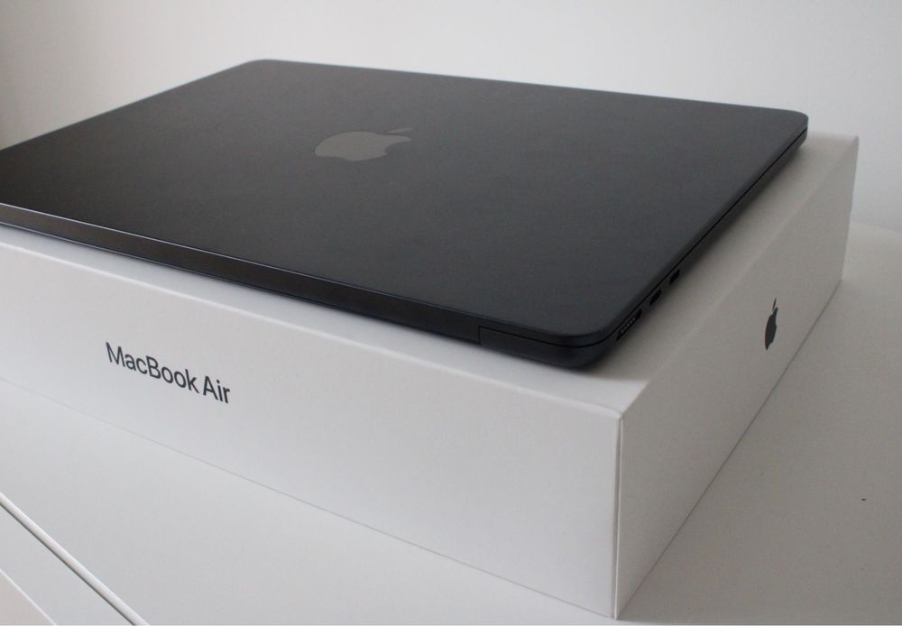 MacBook Air 13” M2 (256 Gigas)