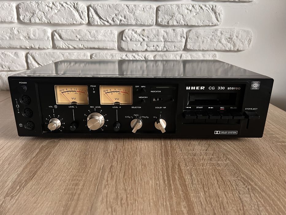 Magnetofon UHER CG 330