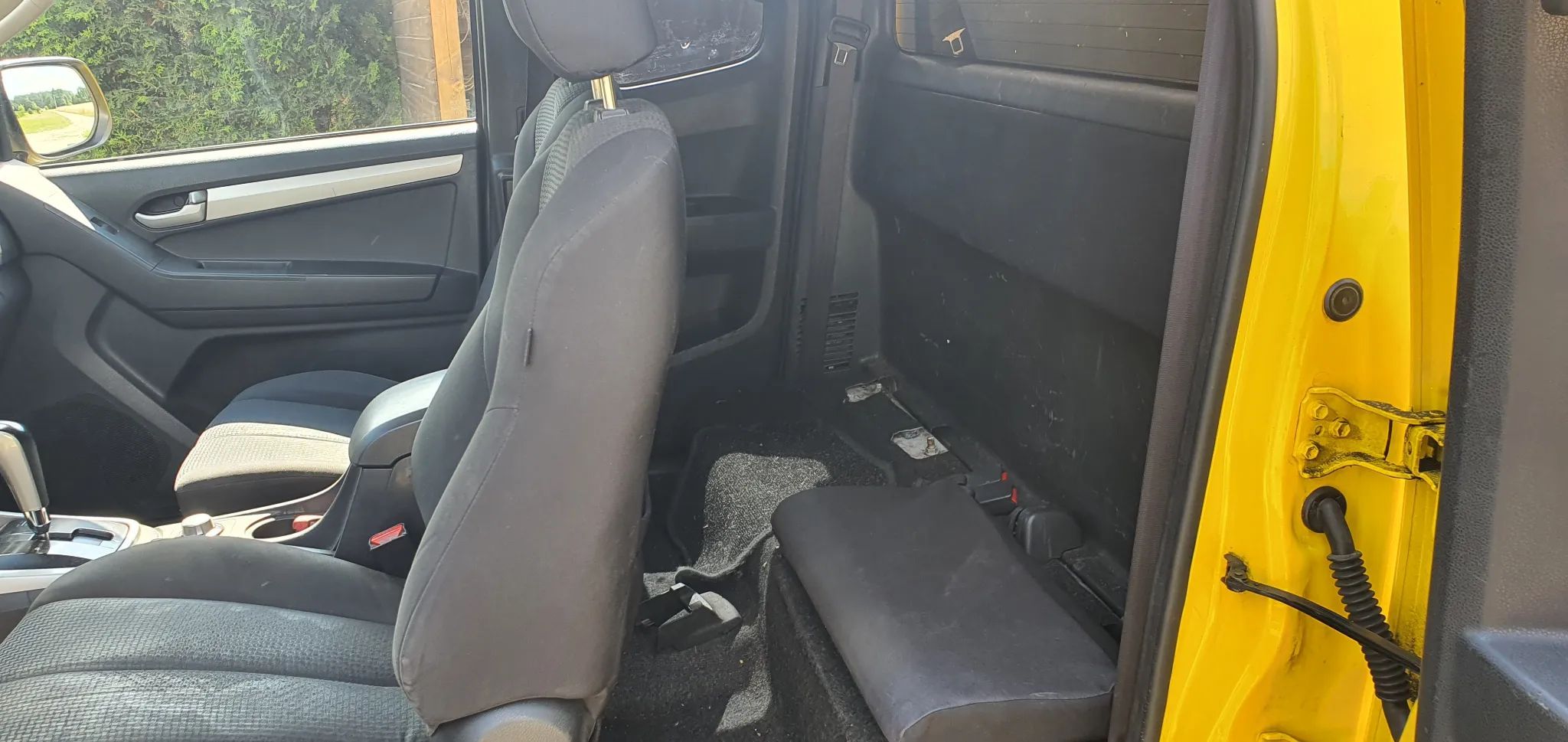 Isuzu Dmax  Miejska pomoc drogowa 4x4, Automat