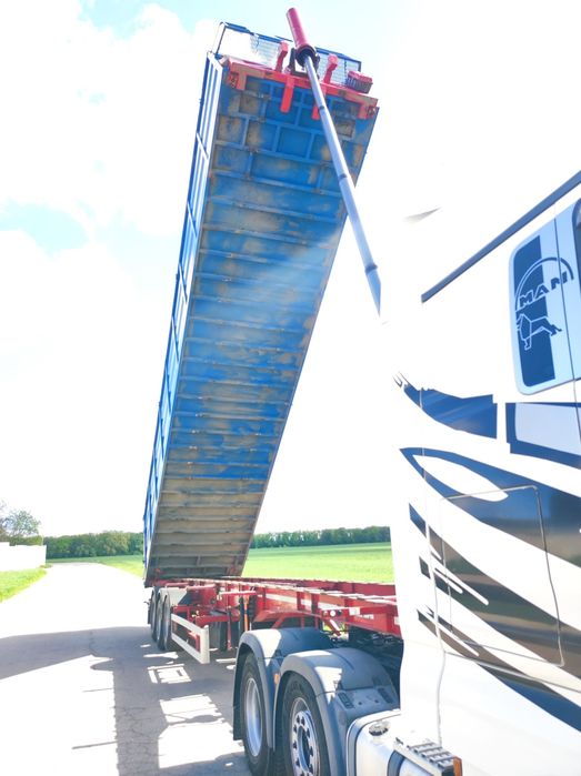 Самоскид контейнеровоз зерновоз заводський полуприцеп 68 кубів