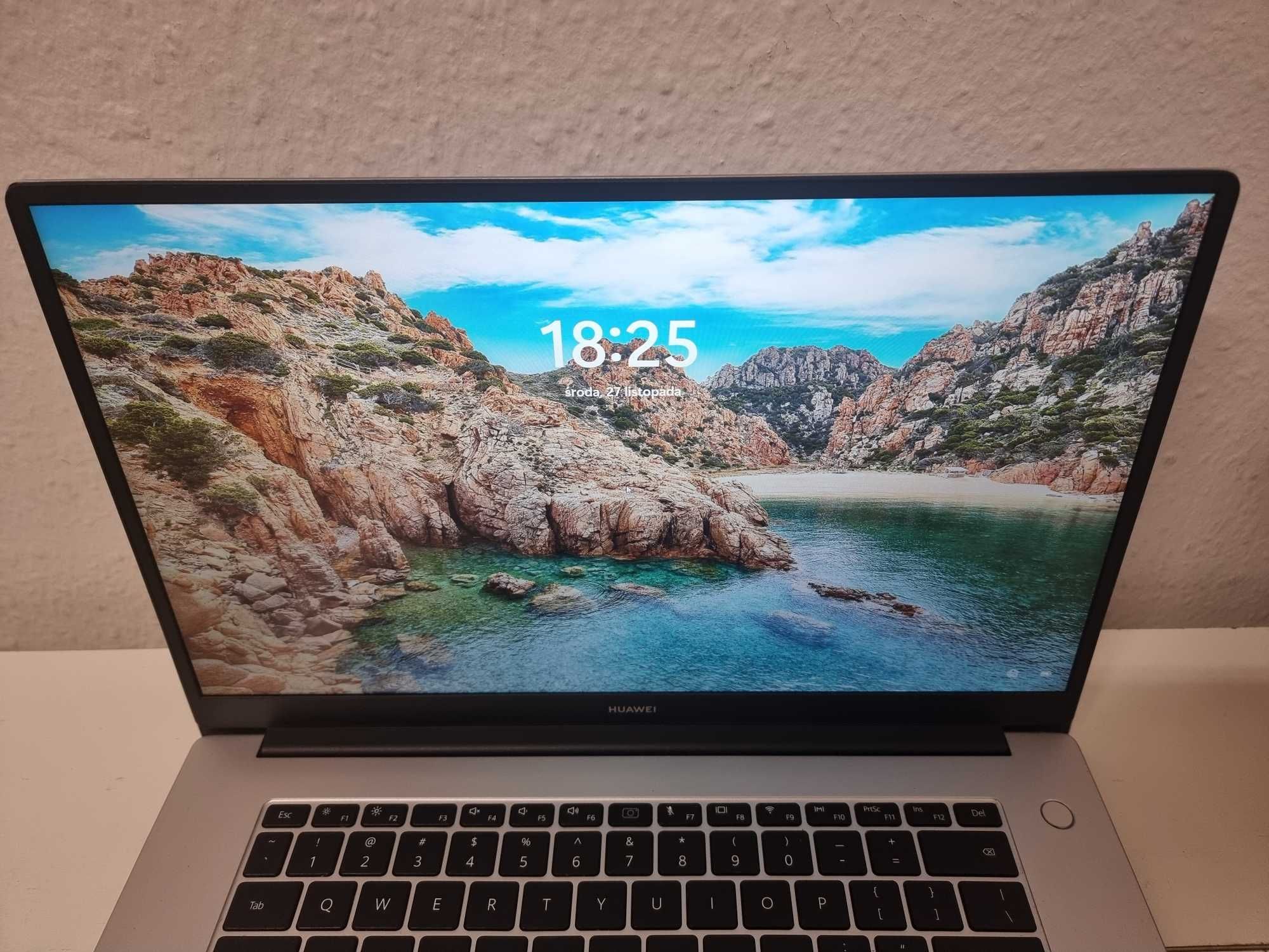 Laptop Huawei MateBook D15 BoM-WDQ9 ssd AMD win11 ram 8