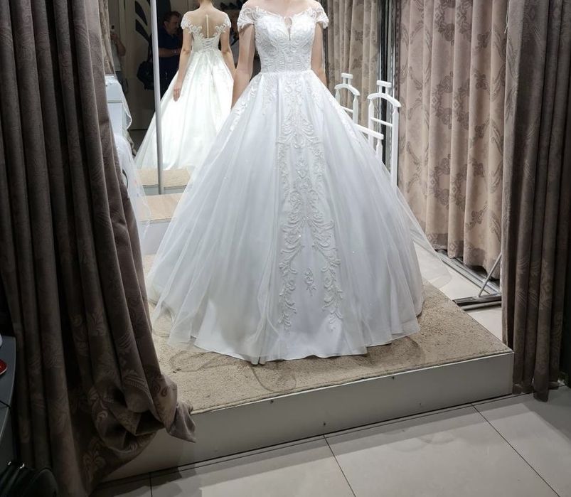 Продам свадебное платье