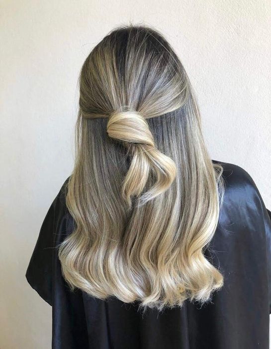 Cabeleireira a domicílio no conforto da sua casa