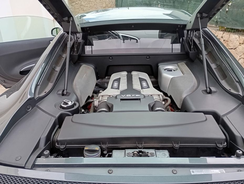 Audi R8 Coupé 4.2 FSI V8 quattro R-tronic