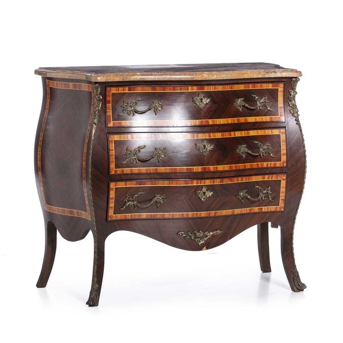 Cómoda Portuguesa Luís XV