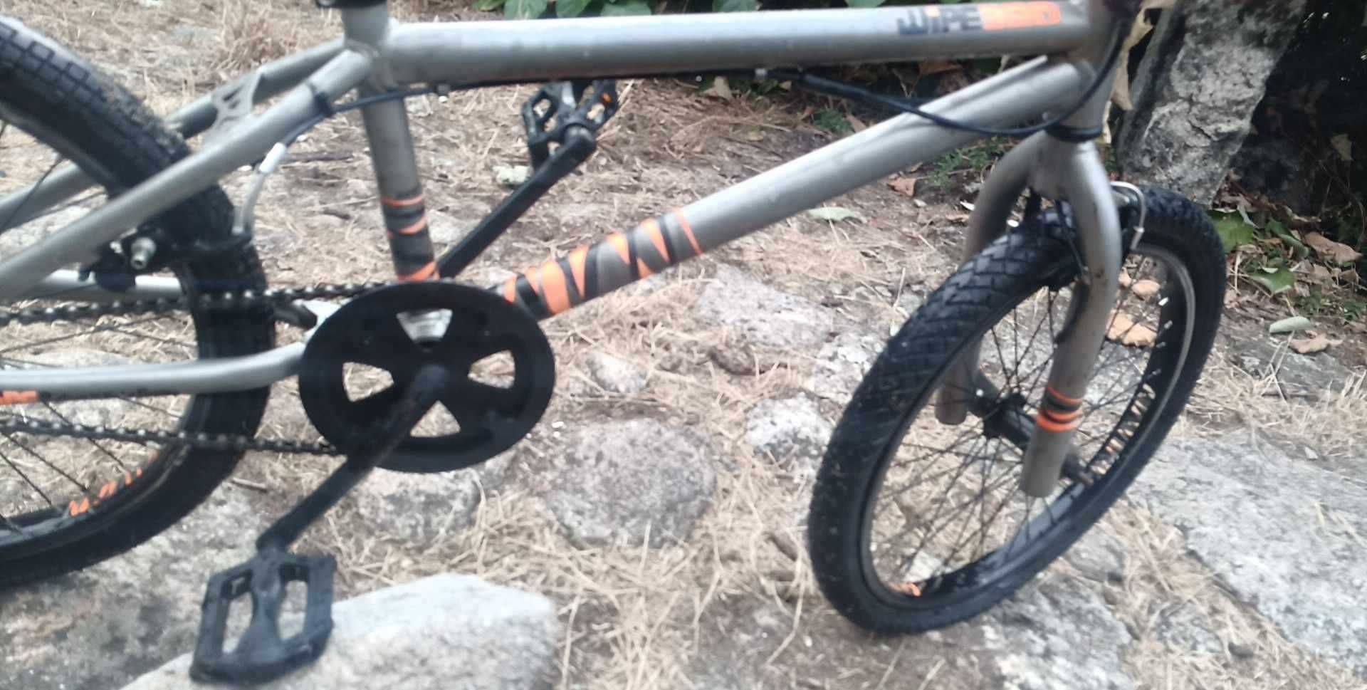 Bicicleta bmx criança