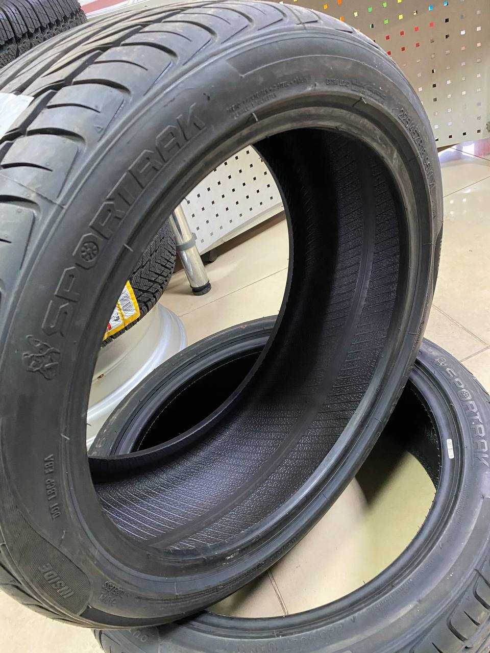 Шина 225/45 R18 SporTrak