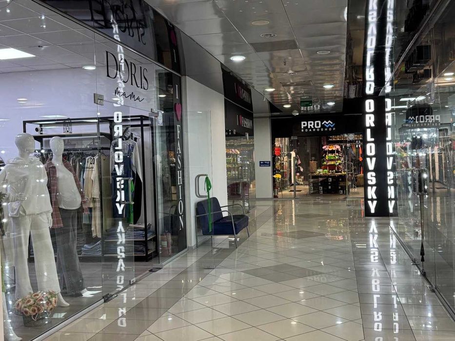 ТЦ Олімпійський 61,3 м.кв комерційне призначення