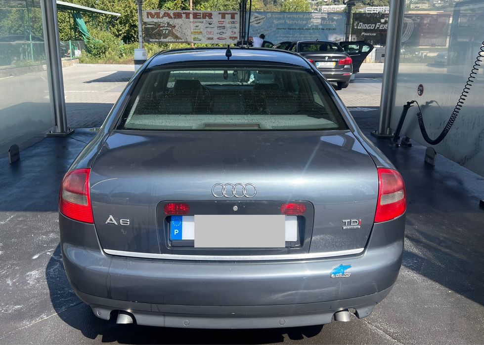Audi A6 2.5 TDI V6 Quattro 180 cv