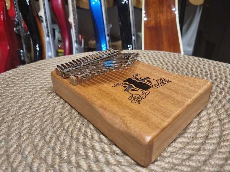 Kalimba Hluru KHL-Mahogany kalimba 17 głosowa