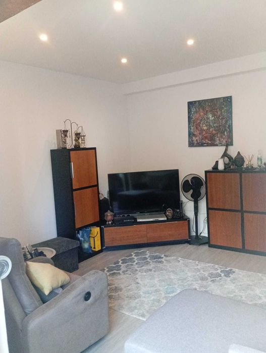 Vendo T1 + 1 na Amadora com Garagem e Quintal