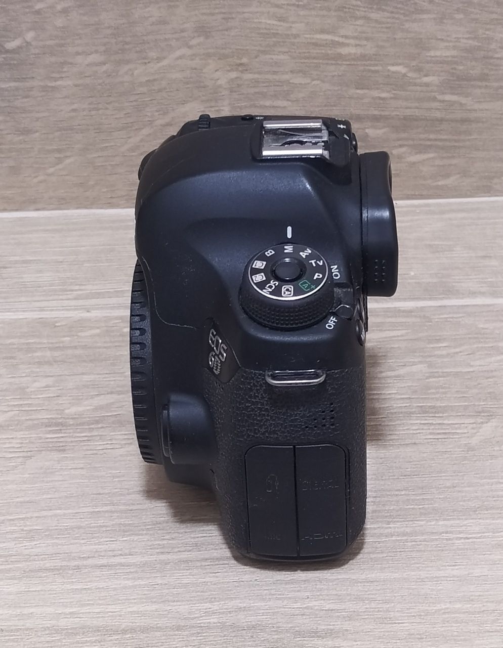 Дзеркальний фотоапарат Canon EOS 6D yuongnow 50 mm 1,8 (8035B023)