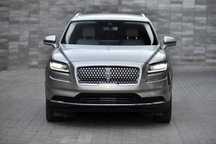 Lincoln Nautilus 2021