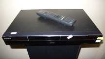 Nagrywarka Sony RDR-AT105 HDD 160GB + oryginalny pilot