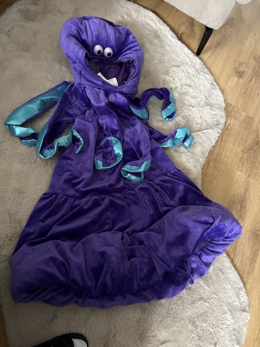 Stroj dla doroslych/ stroj  na hallowen