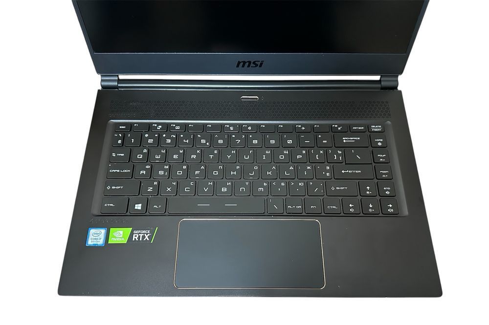 MSI i7-8750H 6ядер/RTX 2070 8gb/16gb ddr4/512gb ssd/144Hz Full HD