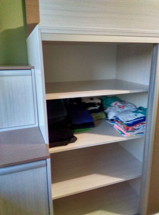 Łóżko piętrowe,szafa przesuwna