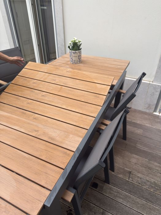 Mesa de jardim extensível