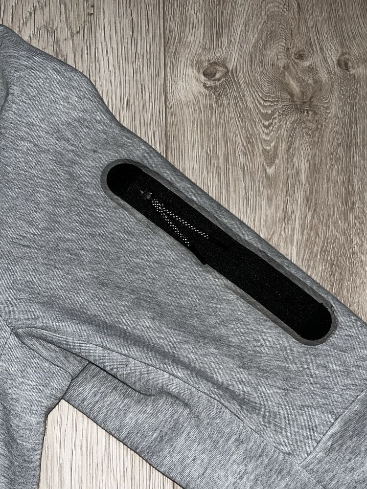 nike tech fleece