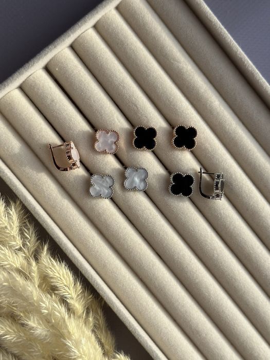 Сережки з конюшиною в стилі Van Cleef (Ван Кліф), клевер медична сталь