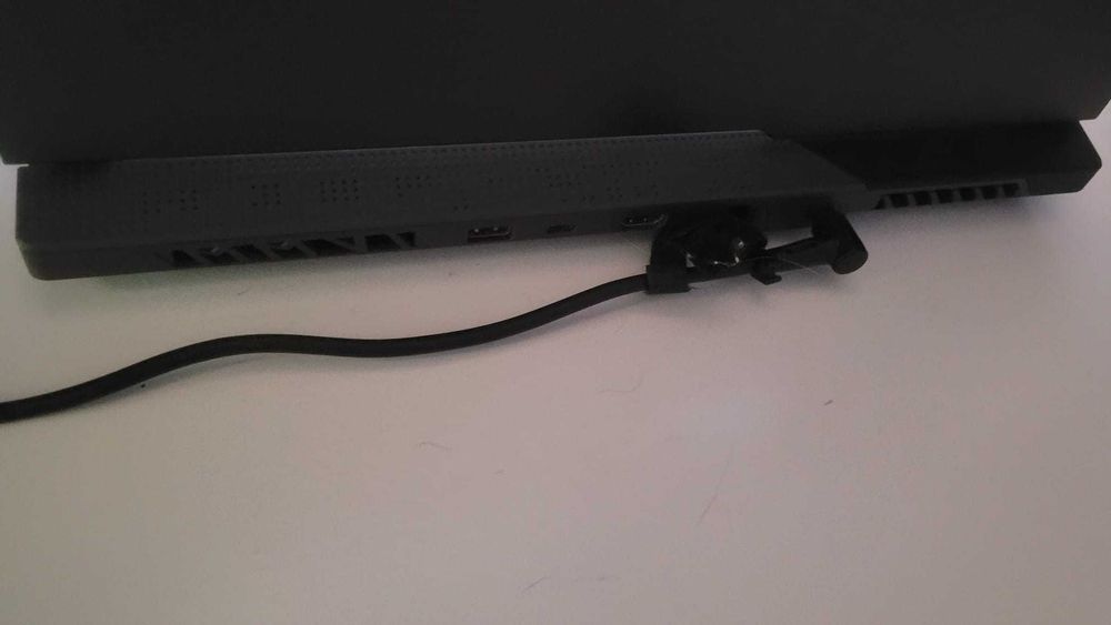 Portátil ROG Strix Modelo G513IM